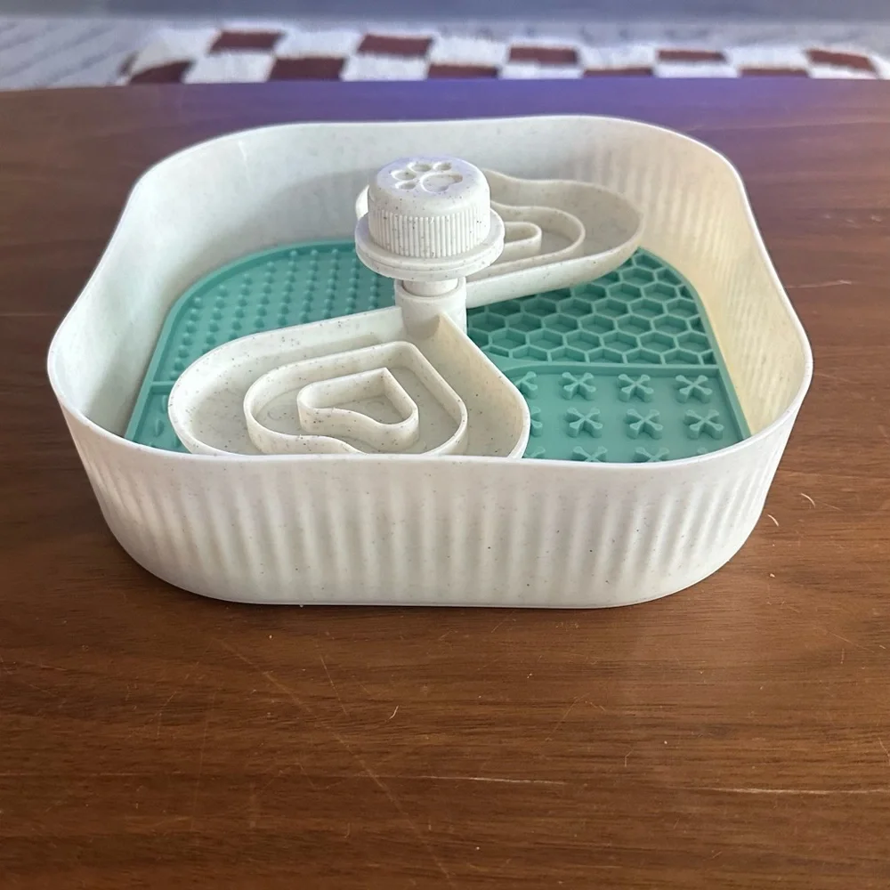 Pet Slow Feeder Bowl with Heart Design